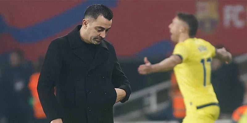 Lý giải nguyên nhân Xavi thay đổi quyết định rời Barca