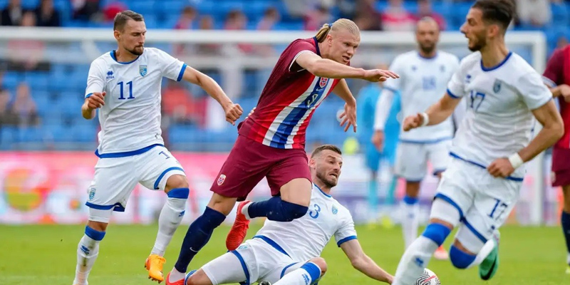 Haaland lập hat-trick, Na Uy thắng dễ Kosovo 3-0